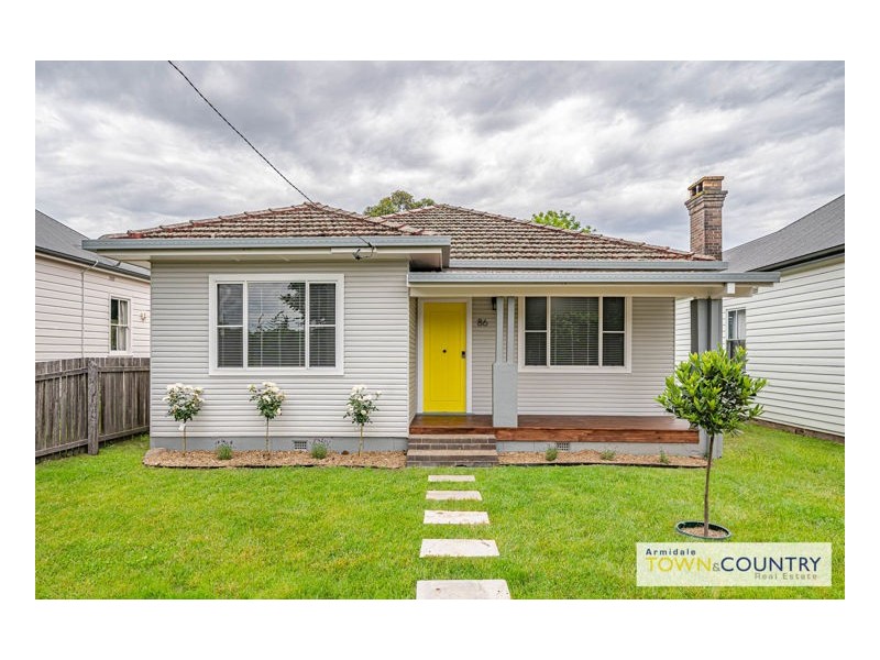 86 Kennedy Street, Armidale NSW 2350