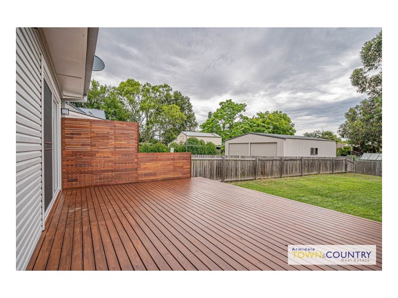 86 Kennedy Street, Armidale NSW 2350