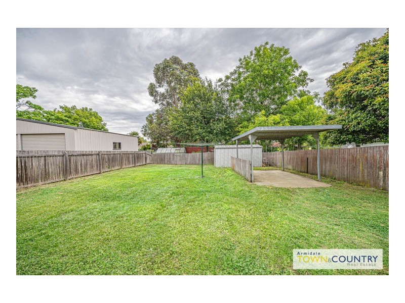 86 Kennedy Street, Armidale NSW 2350