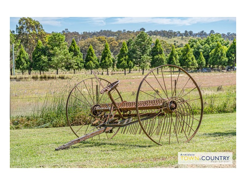 230 Cluny Road, Armidale NSW 2350