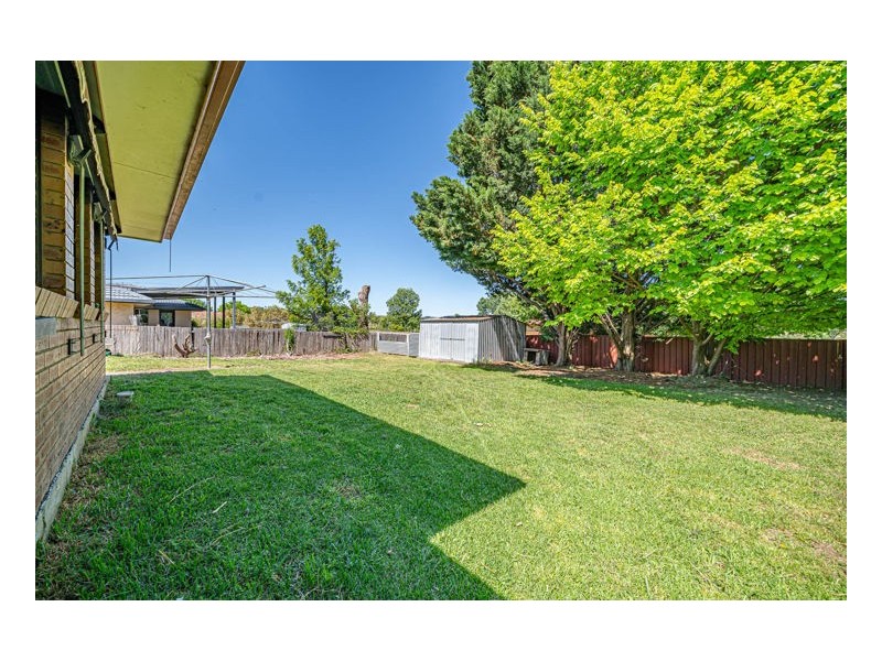 85 MacDonald Drive, Armidale NSW 2350