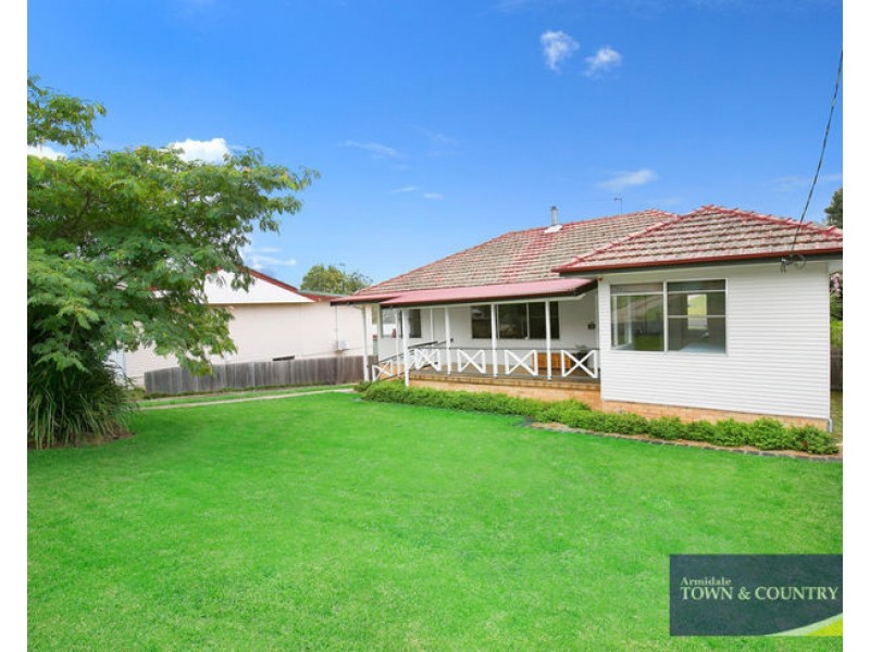 7 Curtis Street, Armidale NSW 2350