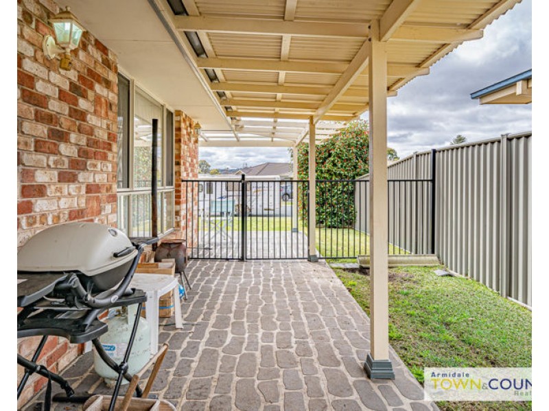 7 Rusden Court, Armidale NSW 2350