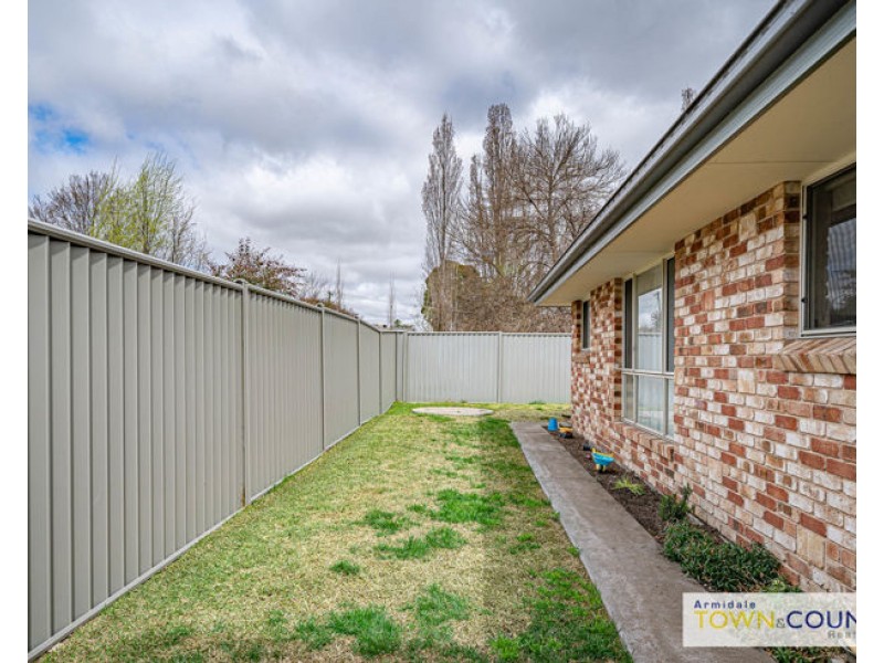 7 Rusden Court, Armidale NSW 2350