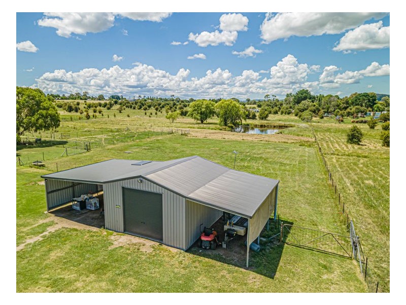 103 Tulong Road, Armidale NSW 2350