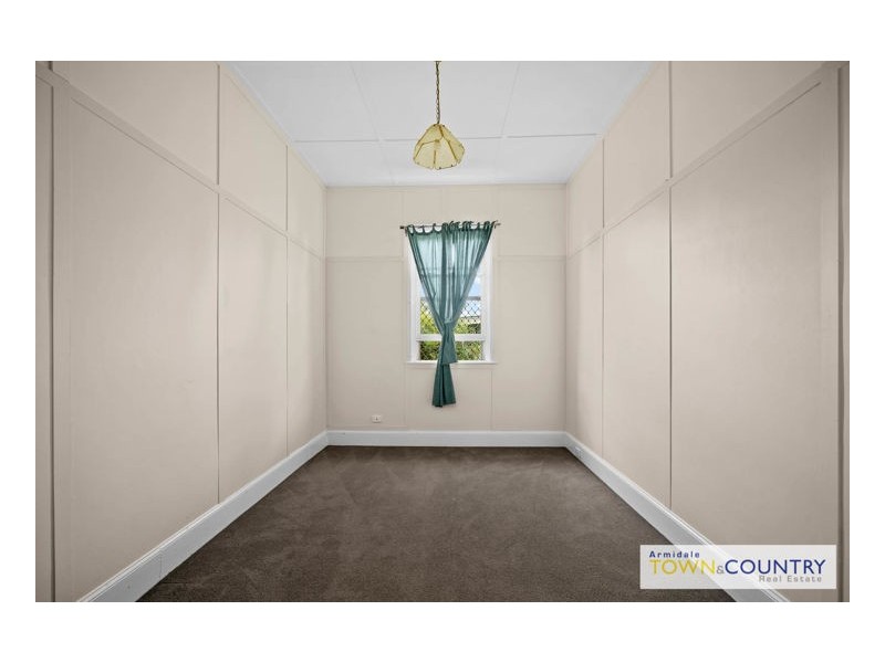 208 Brown Street, Armidale NSW 2350