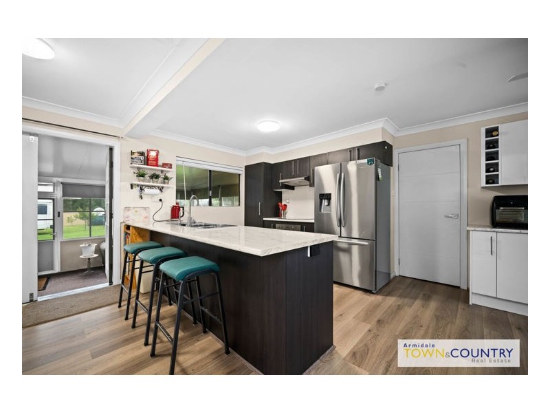 35 Rowan Avenue, Uralla NSW 2358