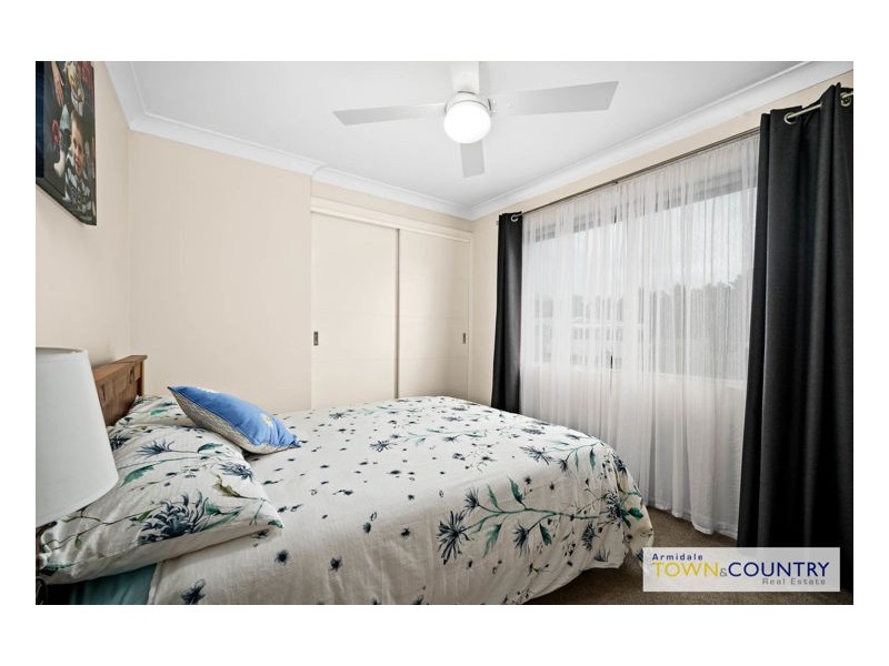 35 Rowan Avenue, Uralla NSW 2358