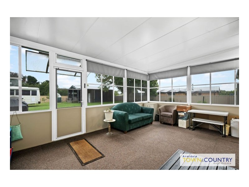 35 Rowan Avenue, Uralla NSW 2358