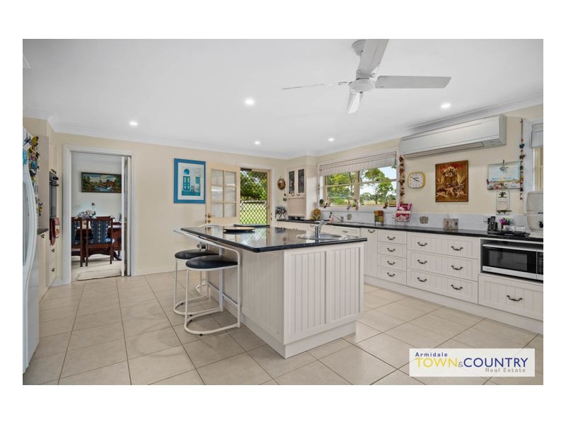 22 Beethoven Lane, Armidale NSW 2350