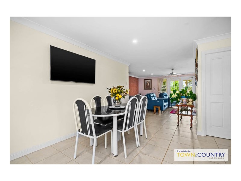 22 Beethoven Lane, Armidale NSW 2350