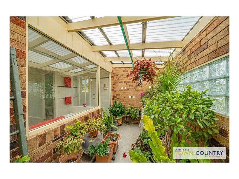 22 Beethoven Lane, Armidale NSW 2350