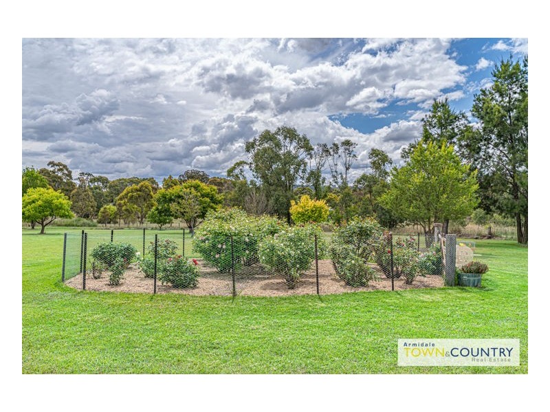 22 Beethoven Lane, Armidale NSW 2350
