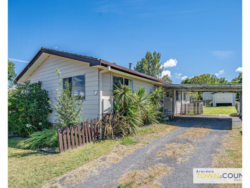 5 Maude Street, Armidale NSW 2350