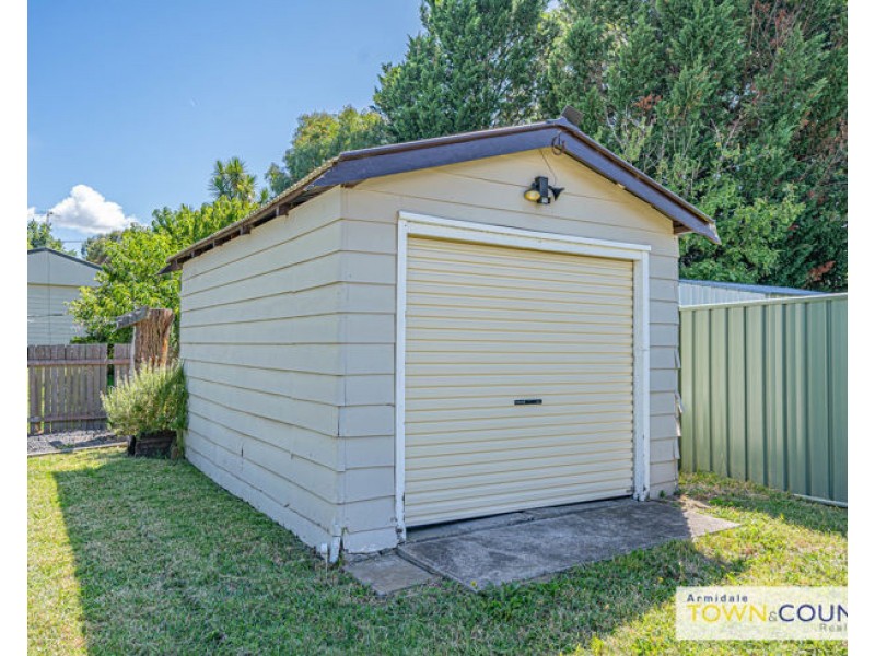 5 Maude Street, Armidale NSW 2350