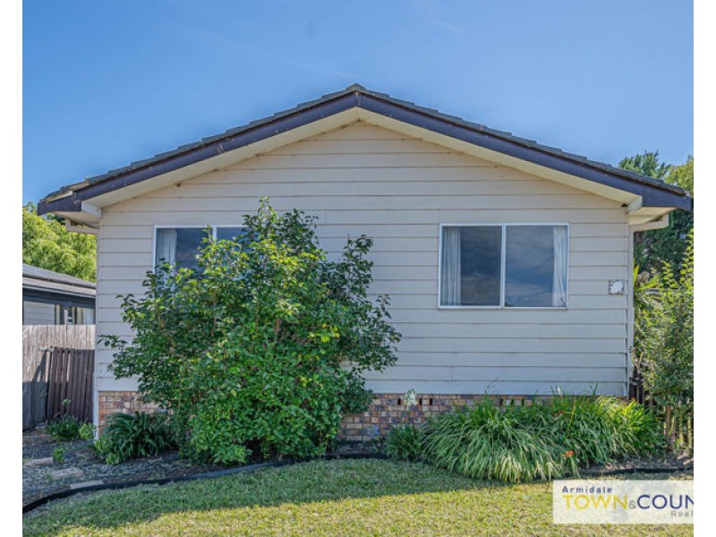 5 Maude Street, Armidale NSW 2350