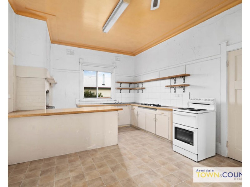 83 Markham Street, Armidale NSW 2350