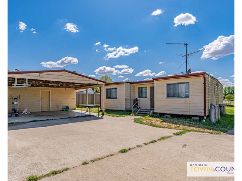 83 Markham Street, Armidale NSW 2350