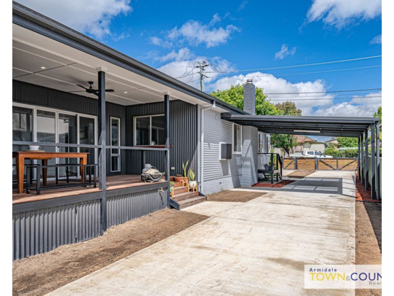 141 Butler Street, Armidale NSW 2350