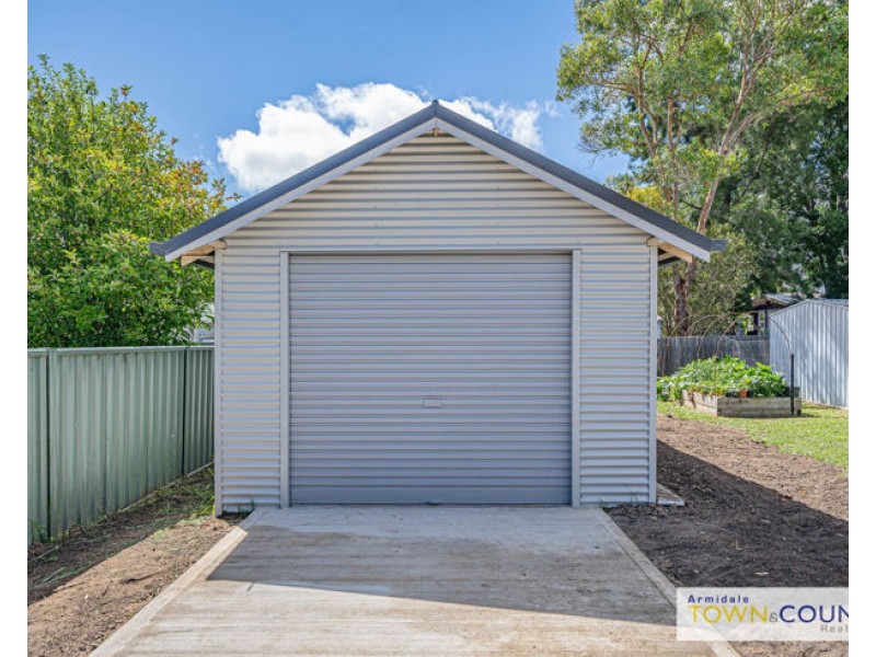 141 Butler Street, Armidale NSW 2350