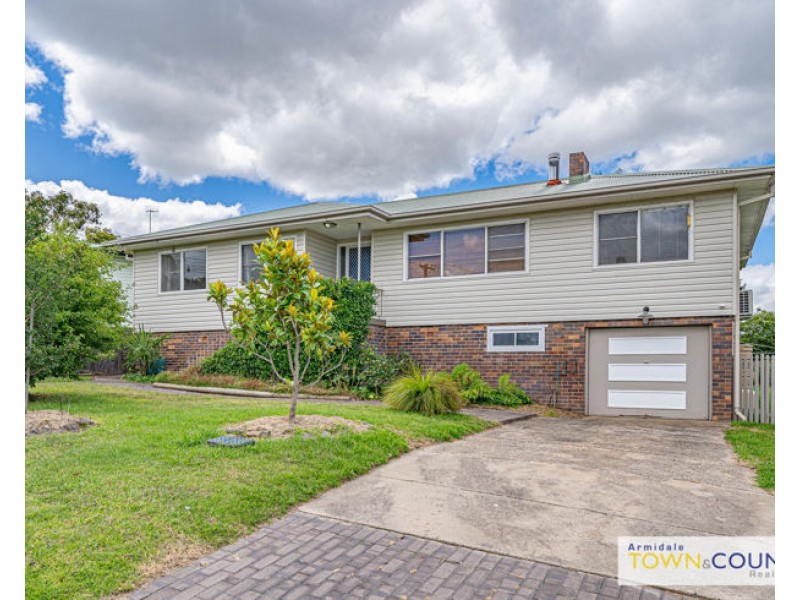 5 College Avenue, Armidale NSW 2350