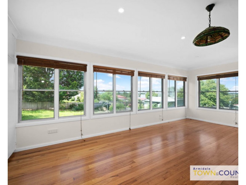 5 College Avenue, Armidale NSW 2350