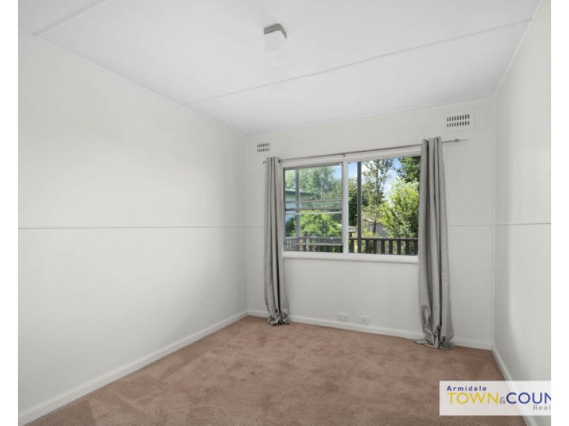 5 College Avenue, Armidale NSW 2350