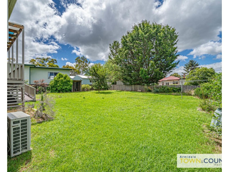 5 College Avenue, Armidale NSW 2350