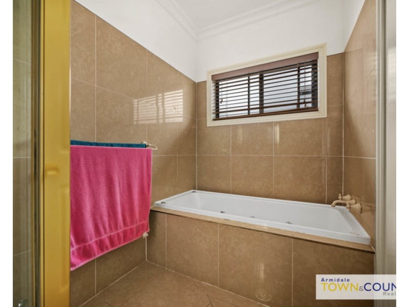 80 Ross Street, Armidale NSW 2350