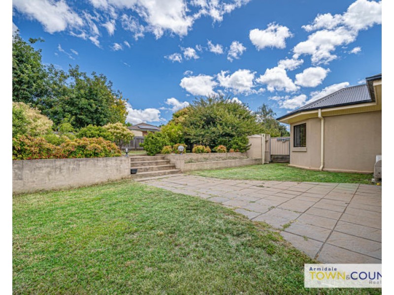 80 Ross Street, Armidale NSW 2350