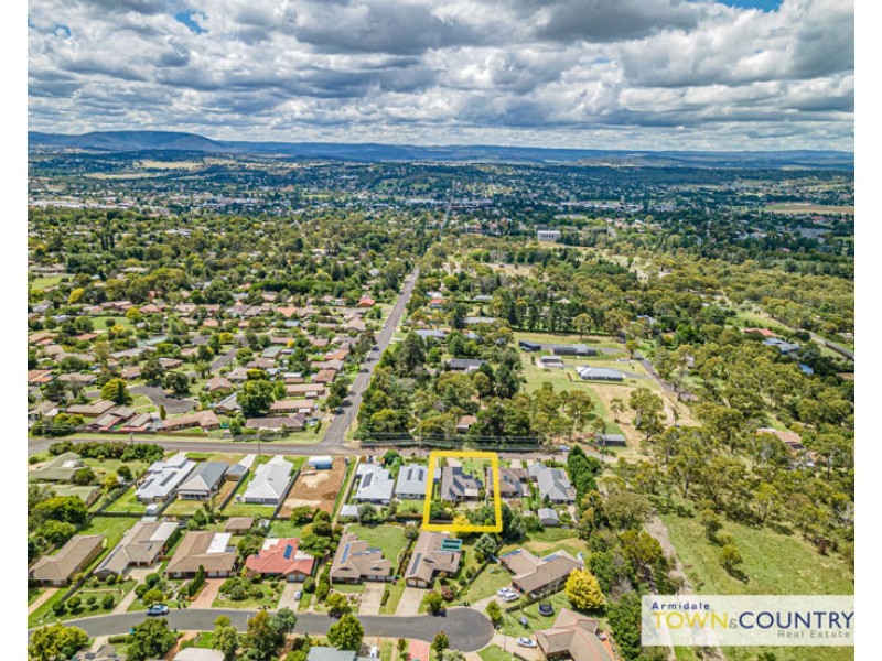 80 Ross Street, Armidale NSW 2350