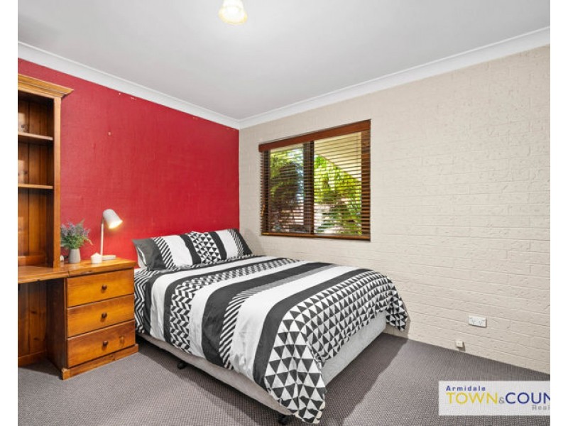 11 Newbury Drive, Armidale NSW 2350