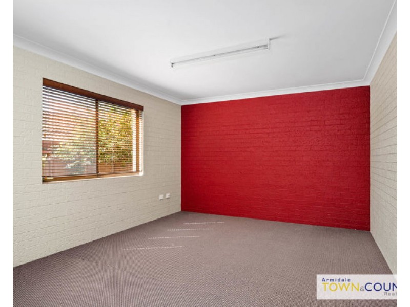 11 Newbury Drive, Armidale NSW 2350