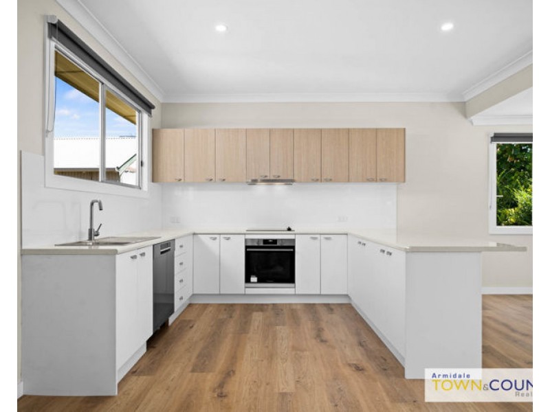 56 Mann Street, Armidale NSW 2350