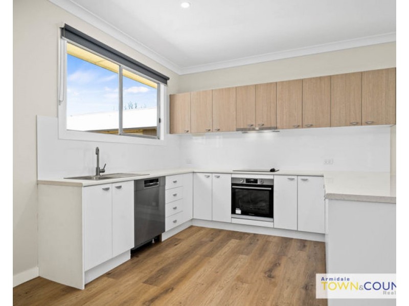 56 Mann Street, Armidale NSW 2350