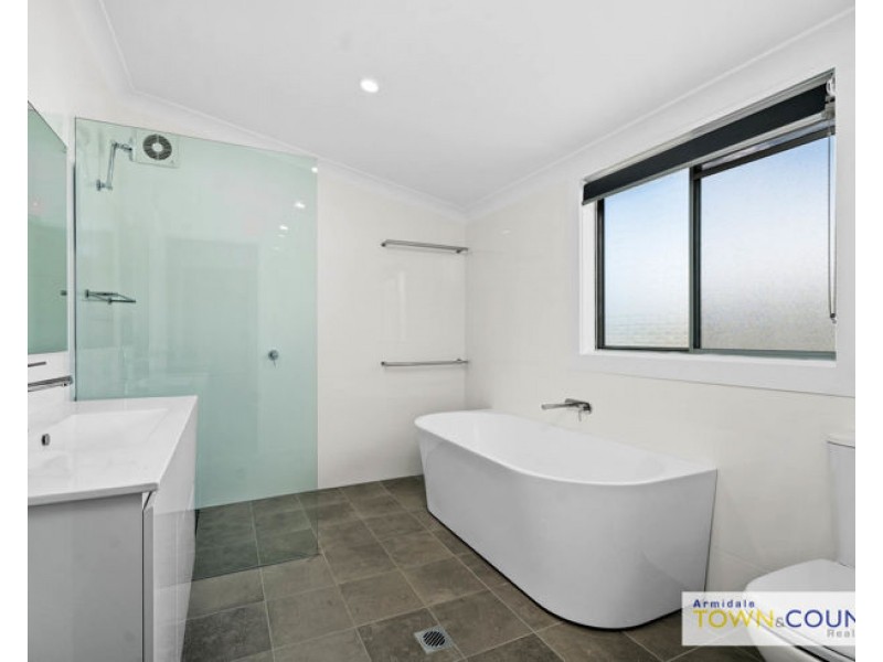 56 Mann Street, Armidale NSW 2350