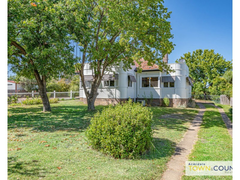 120 Donnelly Street, Armidale NSW 2350
