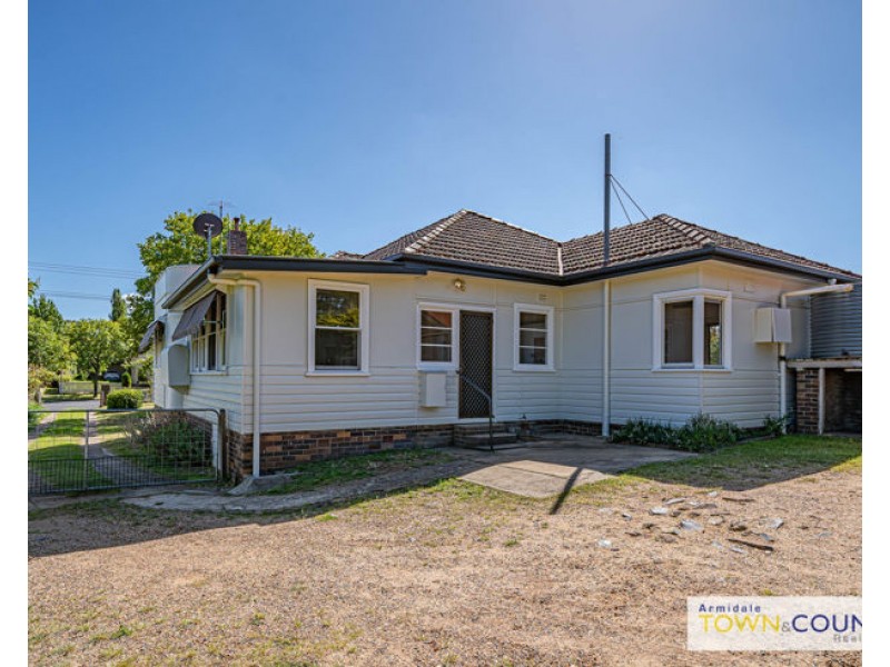 120 Donnelly Street, Armidale NSW 2350