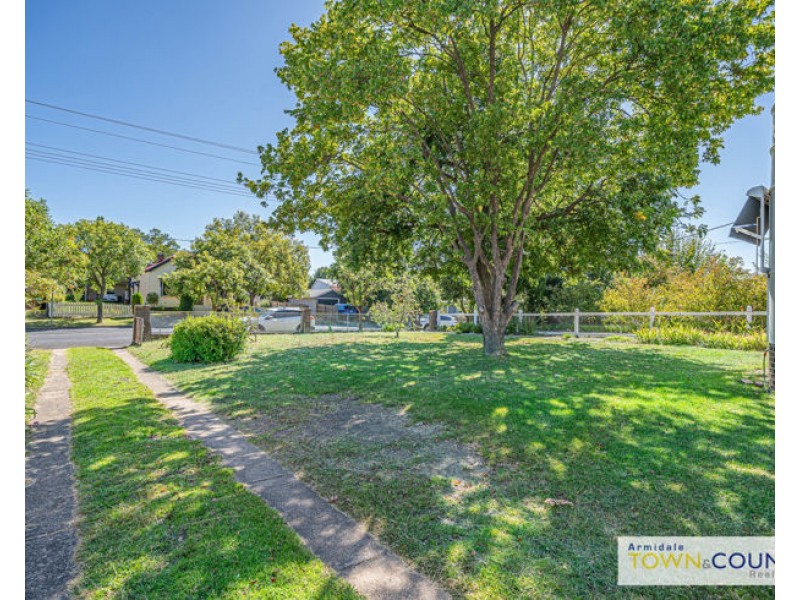 120 Donnelly Street, Armidale NSW 2350