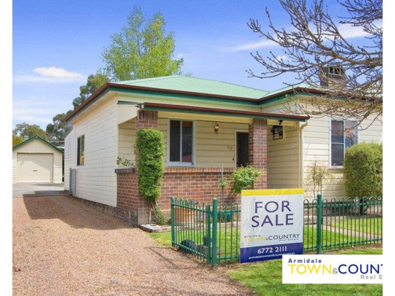232 Dumaresq, Armidale NSW 2350