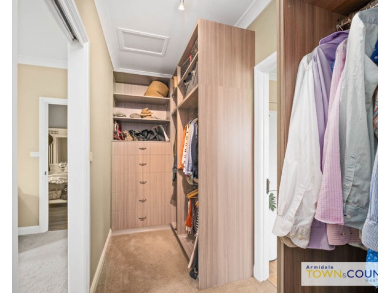 26 Macleay Way, Armidale NSW 2350