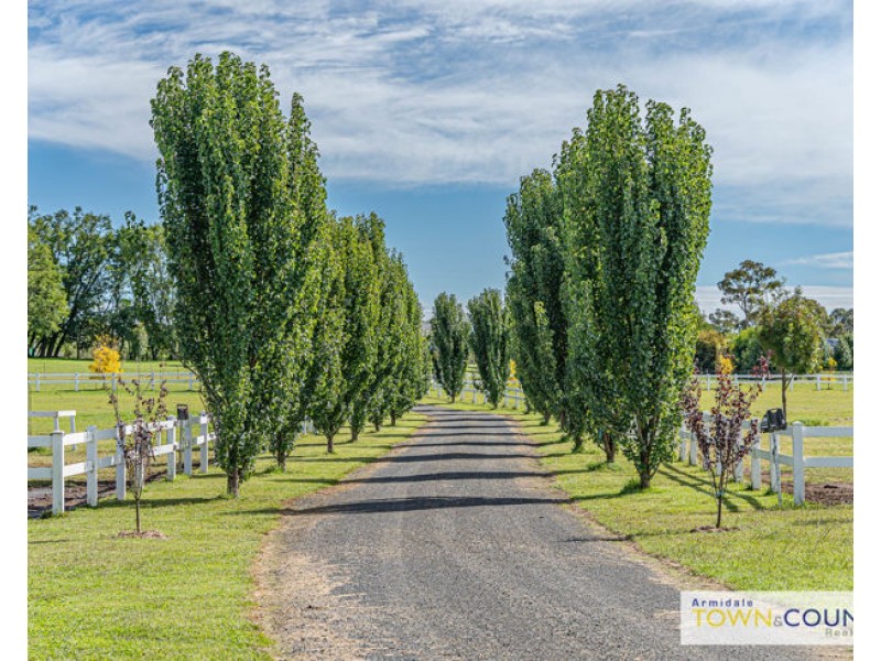 26 Macleay Way, Armidale NSW 2350