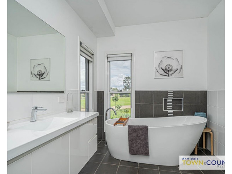5-7 Post Way, Armidale NSW 2350