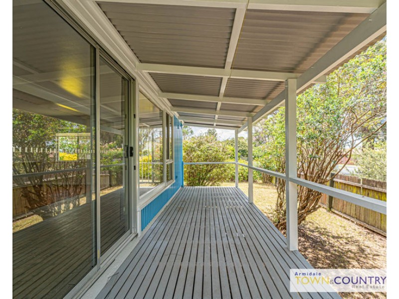 111 Niagara Street, Armidale NSW 2350