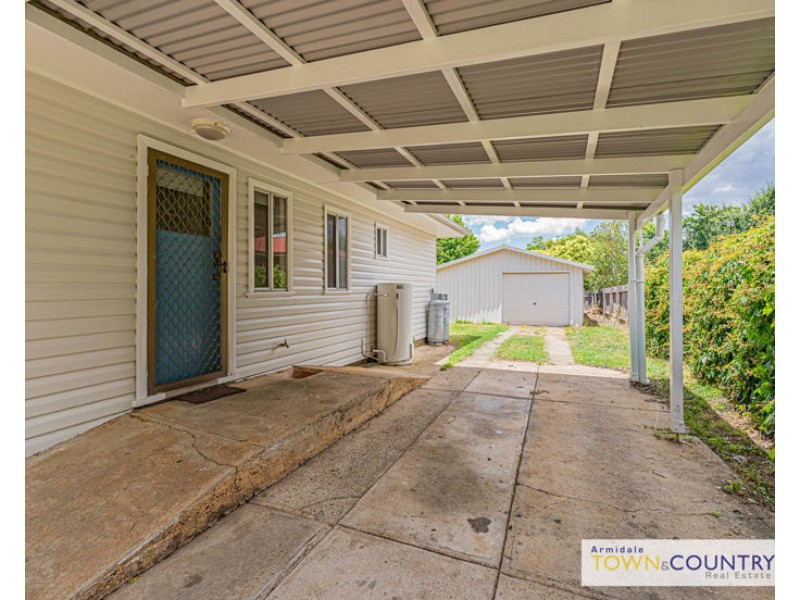 111 Niagara Street, Armidale NSW 2350