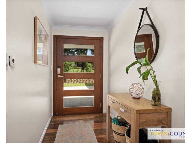3 Robina Crescent, Armidale NSW 2350