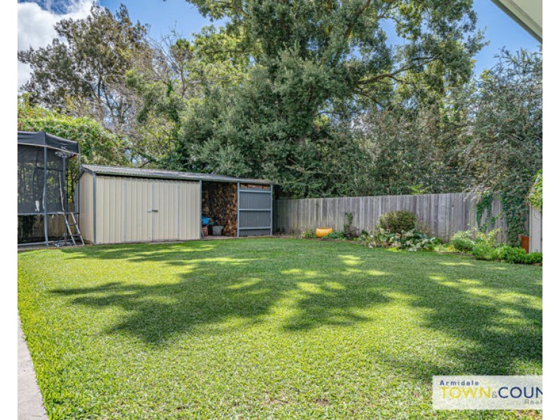 3 Robina Crescent, Armidale NSW 2350