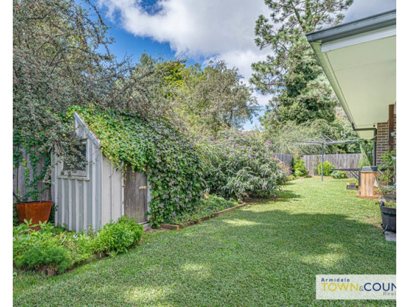 3 Robina Crescent, Armidale NSW 2350