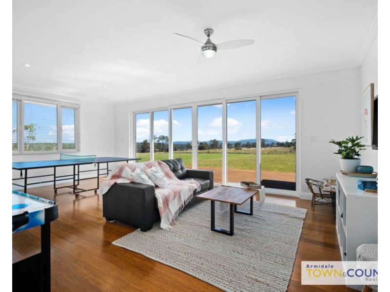 92 Kellys Plains Road, Armidale NSW 2350
