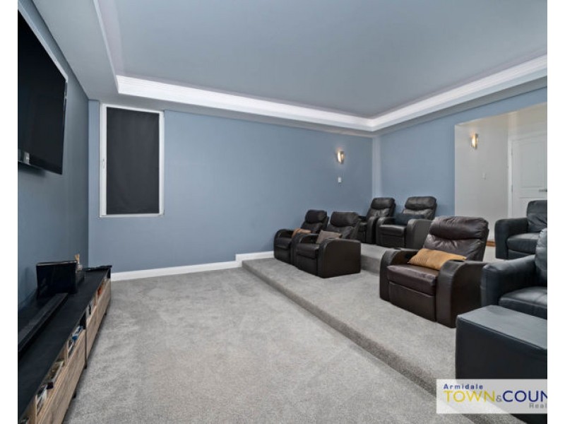 92 Kellys Plains Road, Armidale NSW 2350